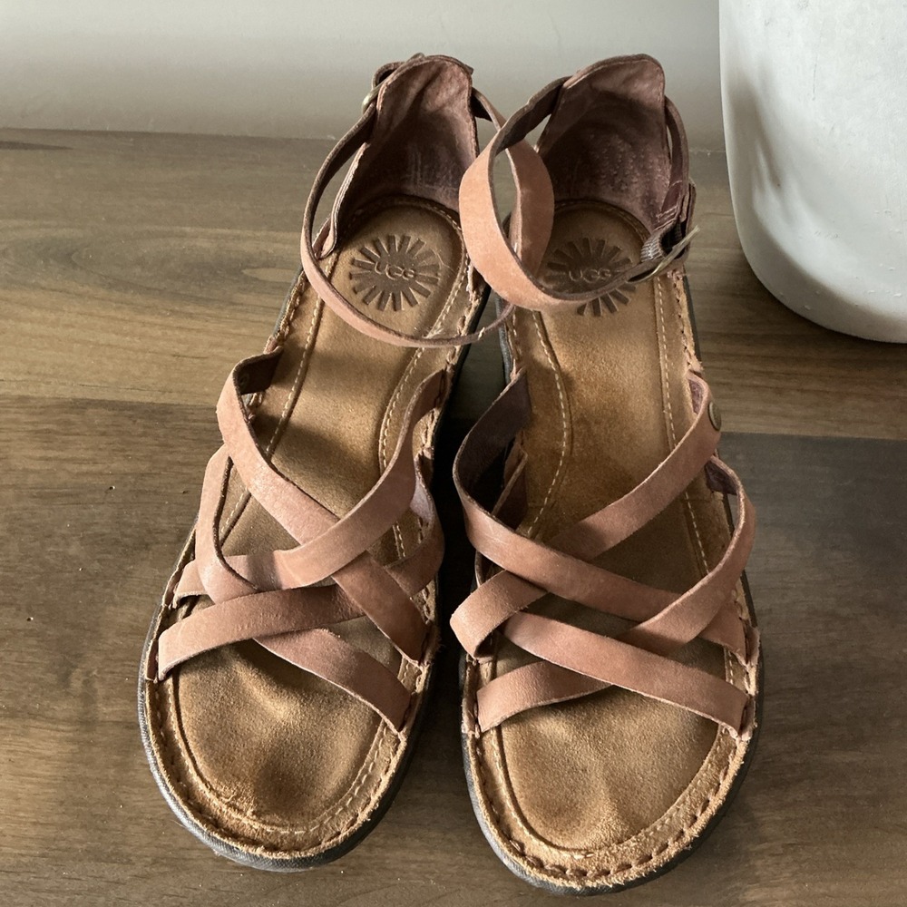 UGG Australia‎ Lalima Brown Leather Strappy Wedge Sandals Buckle Comfort 8